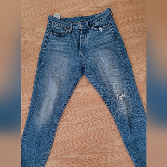 Levis wedgie icon - Picture 1 of 3